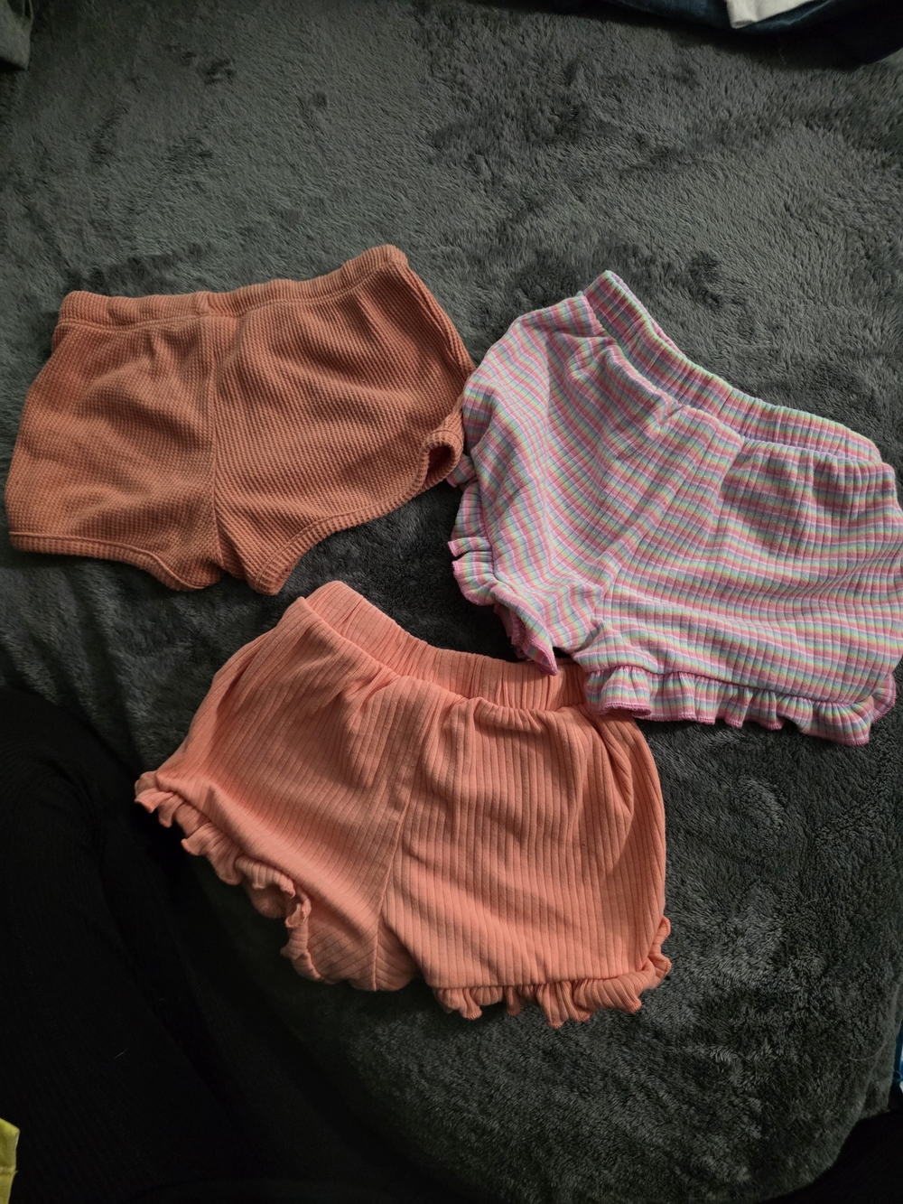 Set of 3 Girls' Coral & Pastel Check Ribbed Shorts
